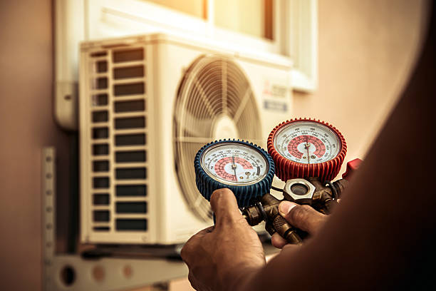 Professional Ac Installation technician working in Montpelier, ID